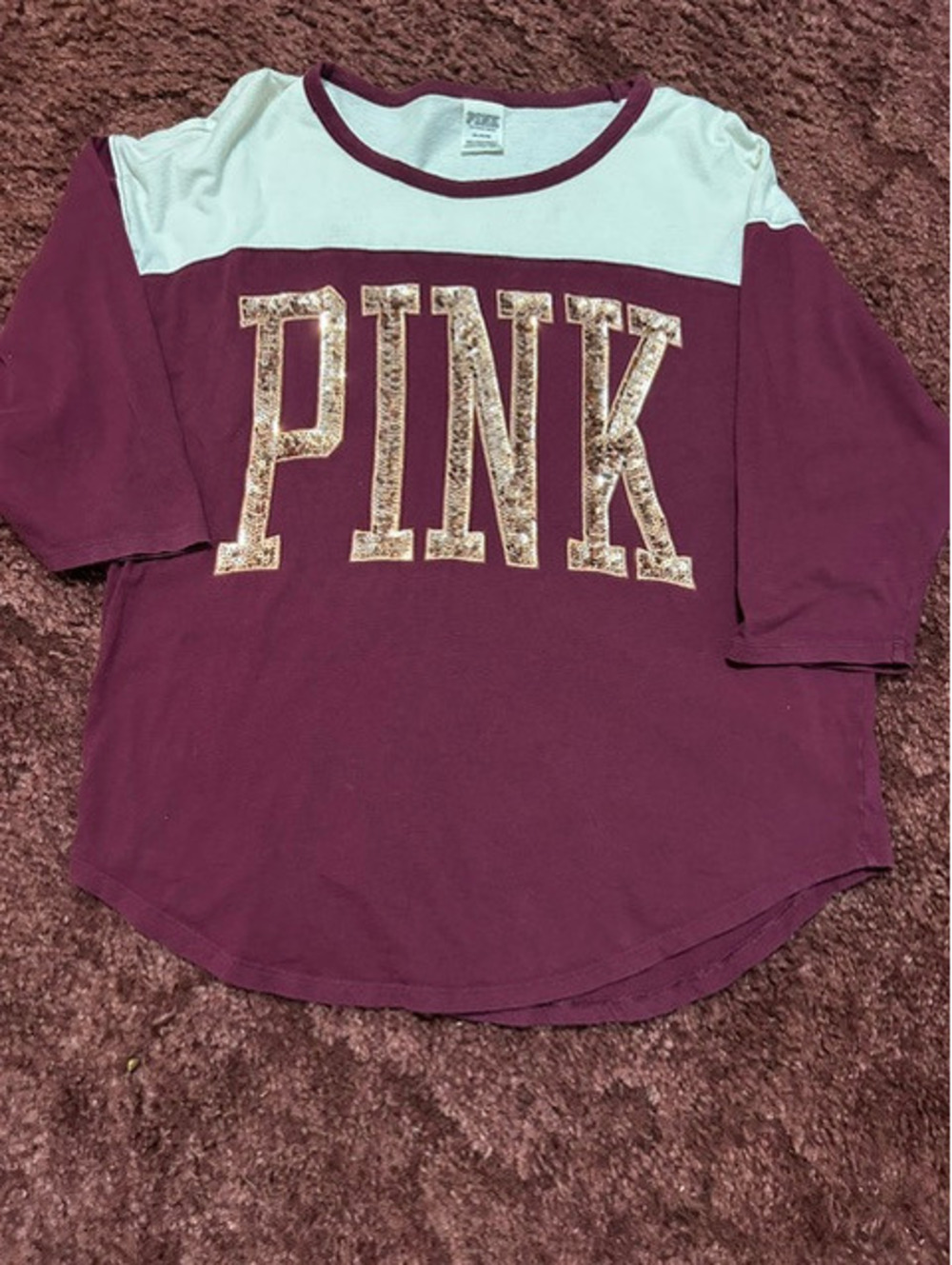 Victorias 3/4 sleeve crew neck